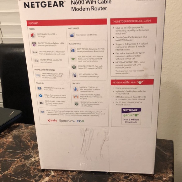 NETGEAR C3700 N600 WiFi CABLE MODEM ROUTER DUAL BAND GIGABIT 340 MBPS FAST ! - Picture 2 of 16